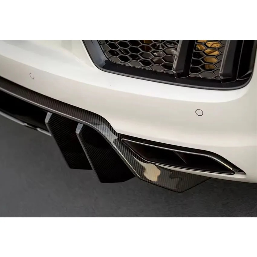 V Style Dry Carbon Fiber Body Kit Rear Bumper Diffuser Lip for  R8 Carbon Fiber 2017-2019